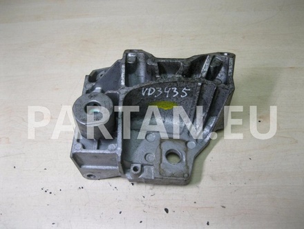 VOLVO XC60 2010 Bracket