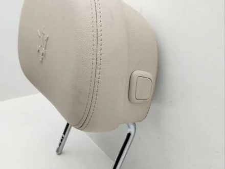 Maserati QUATTROPORTE VI 2014 Headrest Right Front