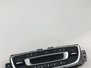 Renault 275100007R MEGANE III Schrägheck (BZ0_) 2010 Bedienteil Klimaautomatik
