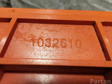 Tesla 1032610 MODEL S 2013 Door window fixed Left