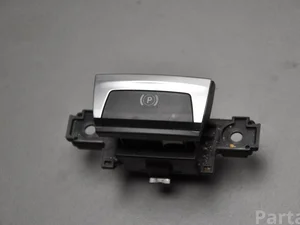 Peugeot 96785851VV ; 96785851VV00 / 96785851VV, 96785851VV00 308 II 2016 Switch for electric-mechanical parking brakes -epb-
