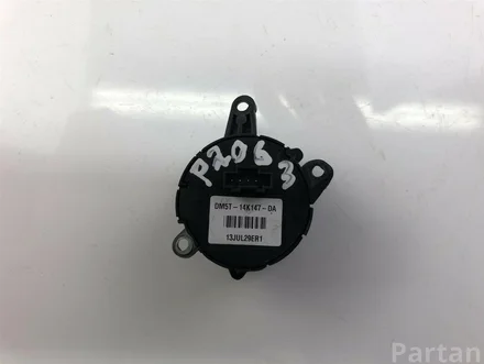 Ford DM5T-14K147-DA / DM5T14K147DA KUGA II (DM2) 2012 Multifunction button set for steering wheel