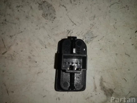 BMW 65832 7 (E65, E66, E67) 2002 Safety switch for central locking system