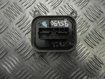 Tesla P1532925-02-C / P153292502C MODEL 3 2021 Light Module ECU