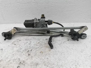 Hyundai 98110Q0000, 98100Q0900 i20 III (BC3, BI3) 2022 Система тяг и рычагов привода стеклоочистителя Ветровое стекло с электромотором