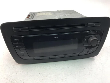 Seat 6J0035153 IBIZA IV (6J5, 6P1) 2008 Radio / CD
