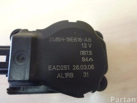 FORD 3M5H-19E616-AB / 3M5H19E616AB S-MAX (WA6) 2007 Adjustment motor for regulating flap