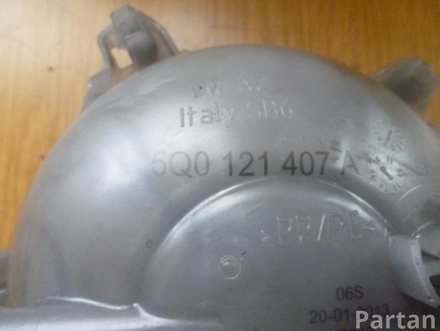 AUDI 5Q0 121 407 A / 5Q0121407A A4 (8K2, B8) 2010 Coolant Expansion Tank