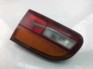 Mitsubishi 226-87009 / 22687009 DELICA / SPACE GEAR 2006 Piloto posterior