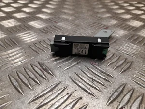 Lexus 86300-76110 / 8630076110 UX (ZA10) 2021 Antenos stiprintuvas