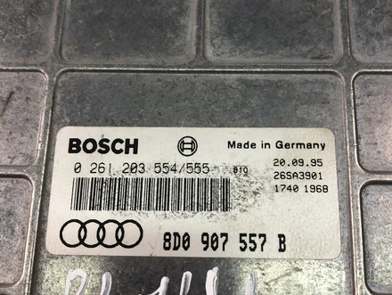 Audi 8D0907557B; 0261203554 / 8D0907557B, 0261203554 A4 (8D2, B5) 2001 Control unit for engine
