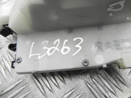 Bellier 9812500380 B8 2023 Замок двери спереди справа