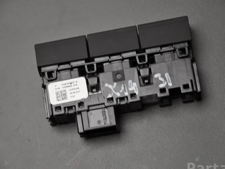 Volkswagen 2GB927137 ; 2GB927137B / 2GB927137, 2GB927137B T-Roc (A11/AC7) 2022 Start-stop-switch