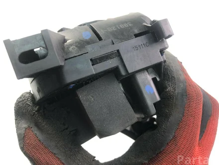 Renault 300128-F / 300128F CLIO III (BR0/1, CR0/1) 2010 Door Lock