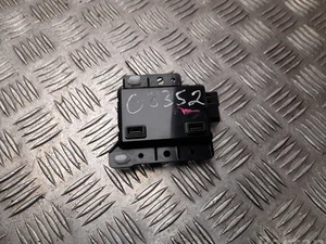 Tesla 1093295-00-A / 109329500A MODEL 3 2020 Įvesties įrenginys USB