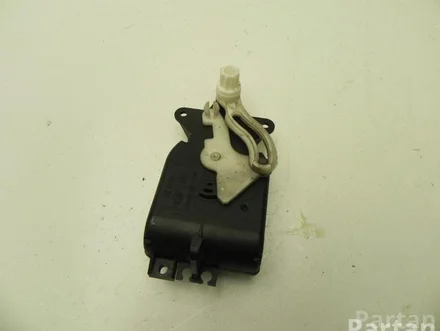 Audi 1J2 907 511 A / 1J2907511A A6 (4F2, C6) 2006 Moteur de réglage pour volet de régulation