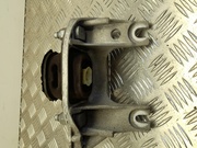 Renault 112127847R Twingo Z.E 2021 Engine Mounting