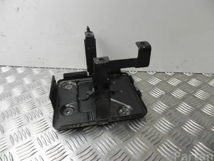 Jaguar J9D3-10723-APIA1 / J9D310723APIA1 I-PACE 2019 Mounting