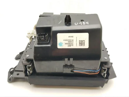 Chevrolet 23218537, 811030956 CORVETTE (C7) 2015 Control unit for navigation system