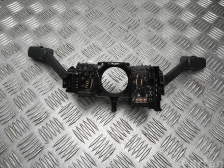 Škoda 2Q0 953 521 C / 2Q0953521C FABIA III Estate (NJ5) 2018 Steering column multi-switch