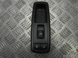 Lancia 68110865AA VOYAGER MPV (404_) 2013 Botón de elevación de ventanas