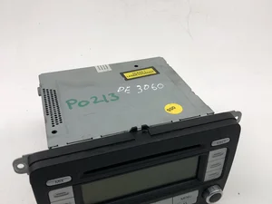 Volkswagen 1K0035186R PASSAT (3C2) 2009 Radio / CD