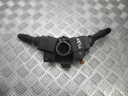 Toyota 173832, 17F144, 0233017F249 AURIS (_E15_) 2007 Steering column multi-switch