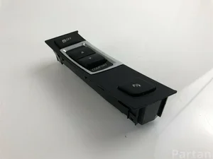 BMW 9197918 5 (F10) 2015 Multiple switch