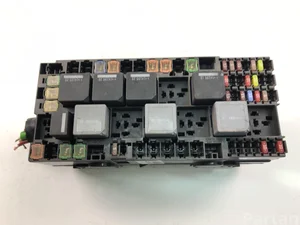 Ford BK2T14401FNE TRANSIT CUSTOM Bus 2014 Fuse Box