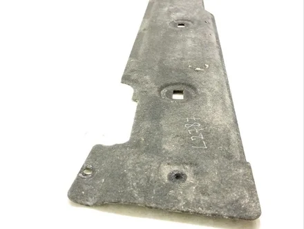 Porsche 9J1825102B Taycan 2023 Engine under tray