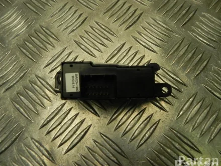 Hyundai 93730-3Z850 / 937303Z850 i40 CW (VF) 2012 Button for electronic stability program
