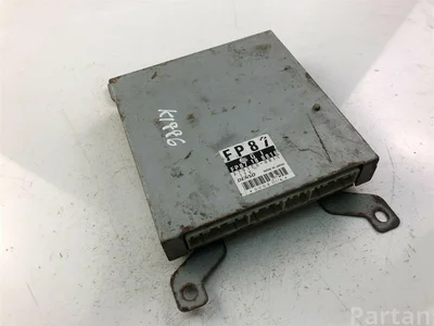 Mazda FP8718881B PREMACY (CP) 2003 Valdymo blokas variklio