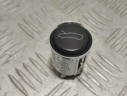 Aston Martin HY53-67L538-AA, HY5367L538AA / HY5367L538AA, HY5367L538AA DB11 (AM5) 2019 Contrôle / Boutons