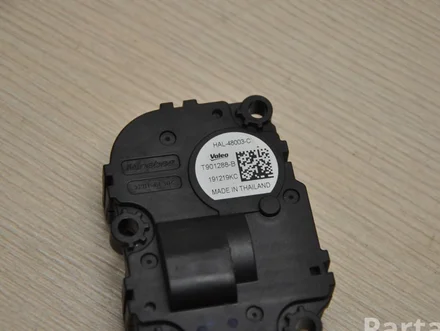 BMW T901288B ; HAL48003C / T901288B, HAL48003C 3 (G20) 2020 Исполнительный электродвиг. заслонки регулировкой