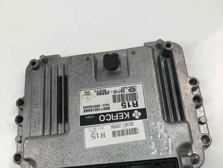 Kia 39110-2BRBK / 391102BRBK CEE'D Hatchback (ED) 2010 Control unit for engine