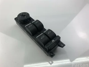 Ford F1ET-14A132-AC / F1ET14A132AC FOCUS III 2012 Switch for electric windows