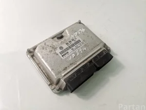 Škoda 06A906032LC; 0261207819 / 06A906032LC, 0261207819 OCTAVIAII (1Z3) 2008 Control unit for engine