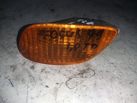 Ford XS4X 13369 A / XS4X13369A FOCUS Saloon (DFW) 1999 Turn indicator lamp Left
