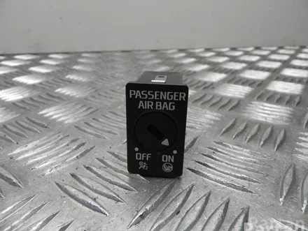 Škoda 5L0 919 237 A / 5L0919237A YETI (5L) 2013 Airbag Lock