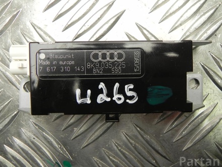 AUDI 8K9 035 225 / 8K9035225 A4 (8K2, B8) 2009 Aerial Booster