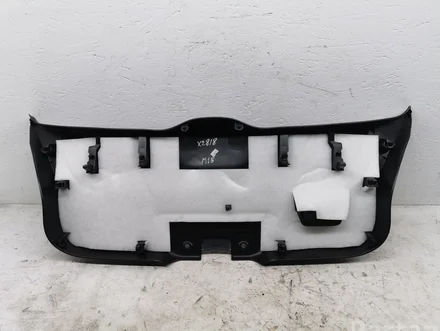 Citroën 9824549680 C4 CACTUS 2018 Trim panel for hatch gate Lower