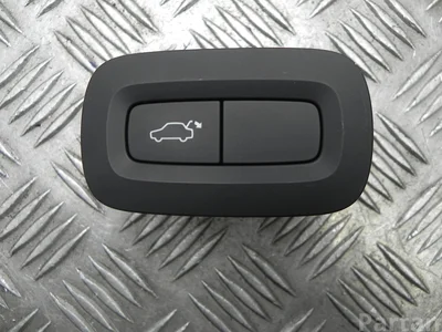 Volvo 31427329 S90 II 2019 Boot lid/tailgate button