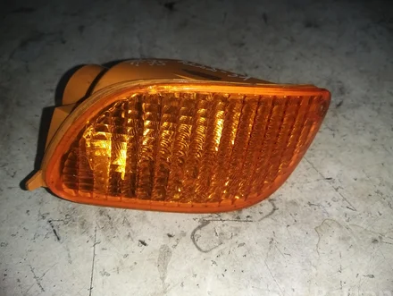 Ford XS4X 13369 A / XS4X13369A FOCUS Saloon (DFW) 1999 Turn indicator lamp Left