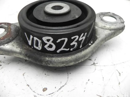 Ford A236 KA (RU8) 2009 Suspensión del motor