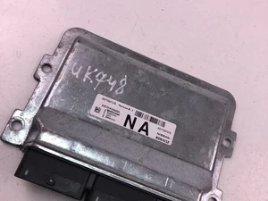 Renault 237103707S; 237103717S / 237103707S, 237103717S Clio V 2020 Control unit for engine