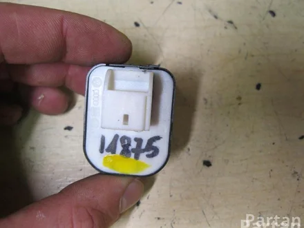 Seat 8E0 959 565 A / 8E0959565A EXEO (3R2) 2009 Switch for electrically operated rear view mirror